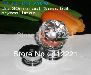 - 16pcs/lot New Products 30 mm K9 Crystal Triangle Cut Faces Ball Furniture Knobs In Chrome for Cupboard Decoration